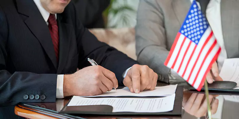 Why Choose Our E2 Visa Legal Services in Moldova?